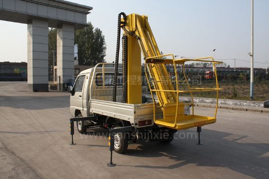 點擊查看詳細信息<br>標題：小型電動高空作業(yè)車 閱讀次數(shù)：3041
