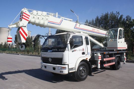點(diǎn)擊查看詳細(xì)信息<br>標(biāo)題：12-16噸汽車吊 閱讀次數(shù)：4026