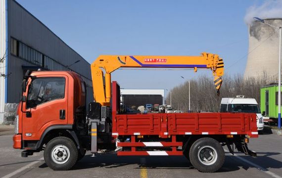 點擊查看詳細(xì)信息<br>標(biāo)題：4噸大運(yùn)隨車吊 閱讀次數(shù)：1671